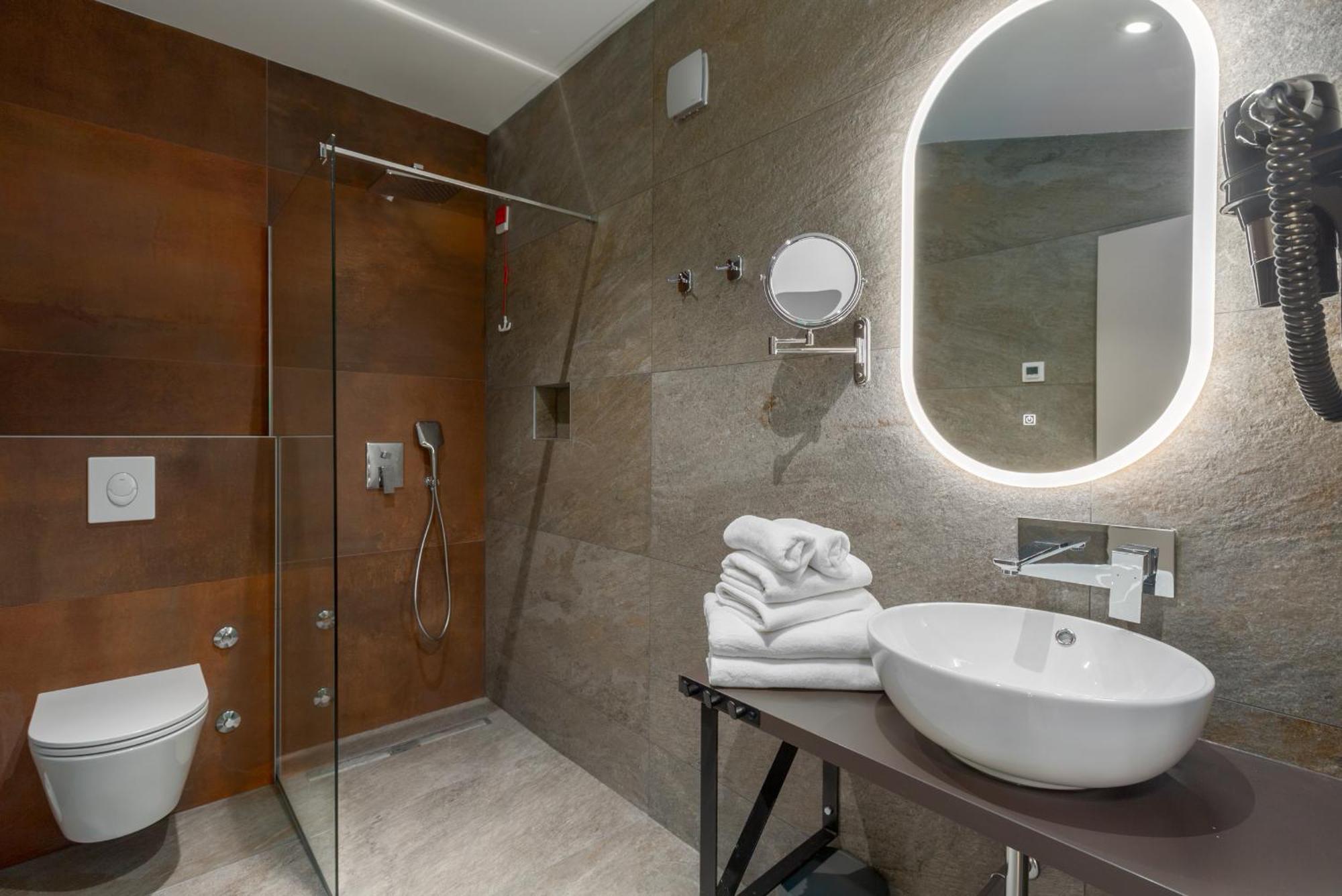 Hotel Squero Ровинь Экстерьер фото