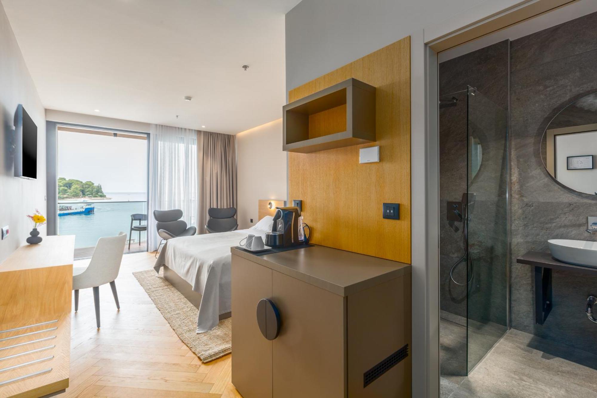 Hotel Squero Ровинь Экстерьер фото
